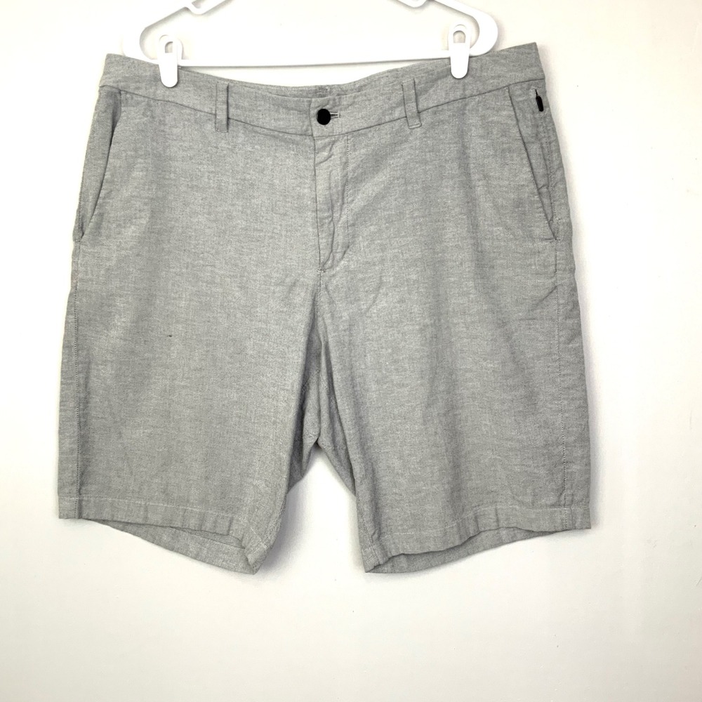 Lululemon Mens Sz 38 Gray Commission Shorts 9" **